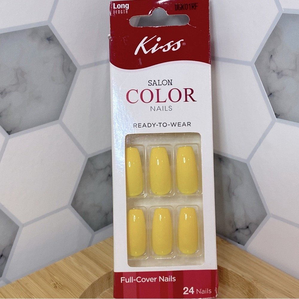 🔥5/$25🔥Kiss Ready to Wear Long Nails in “Dixie Pop”